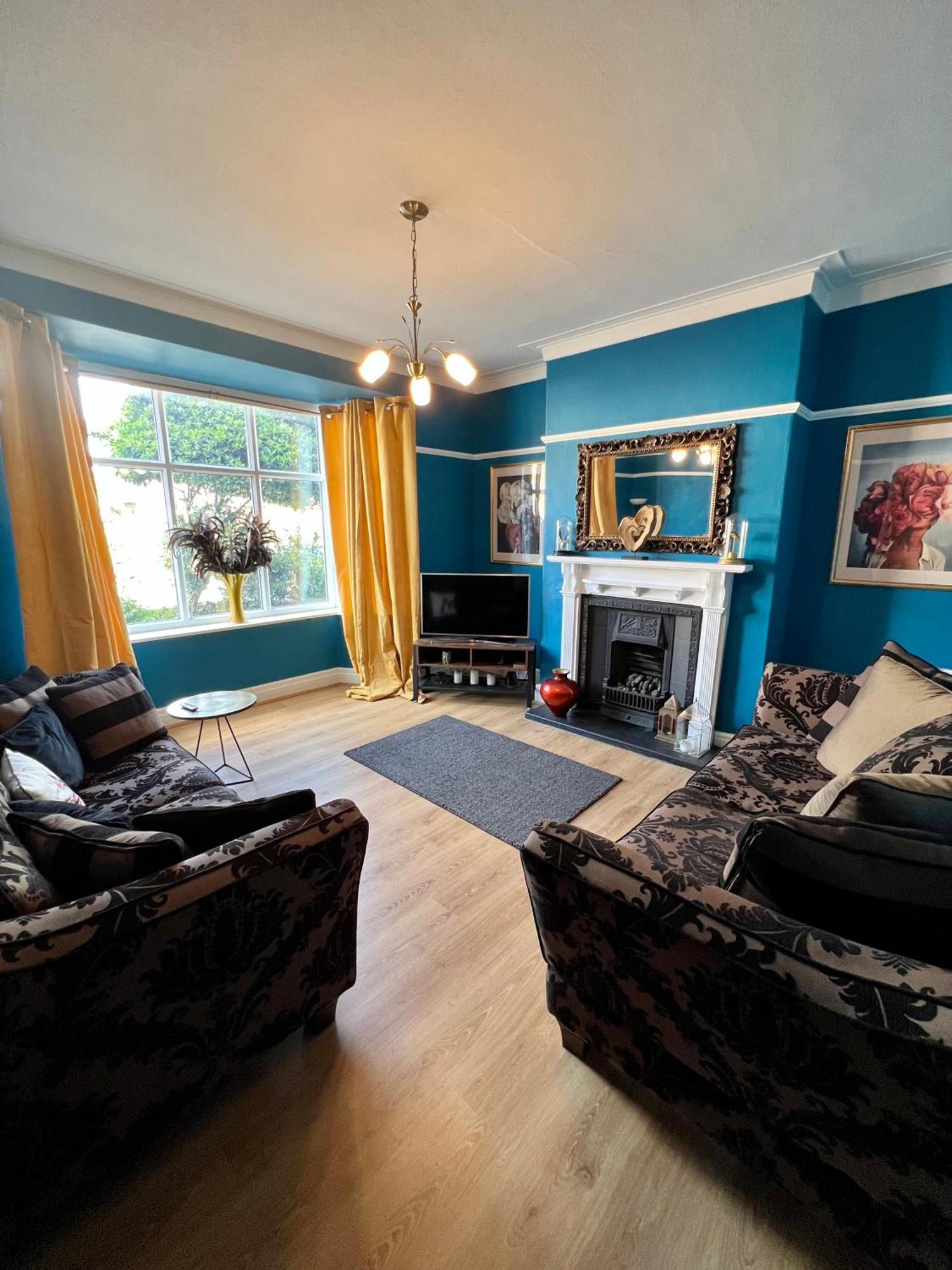 Lovely, Sunny House, By The Beach & Centre! Lytham St Annes Buitenkant foto